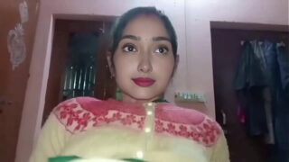 Hot Indian aunt romance and hardcore sex with loverr with clear audio