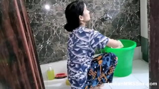 Indian Aunty In Bathroom Wet Pussy Fucked By Nephew